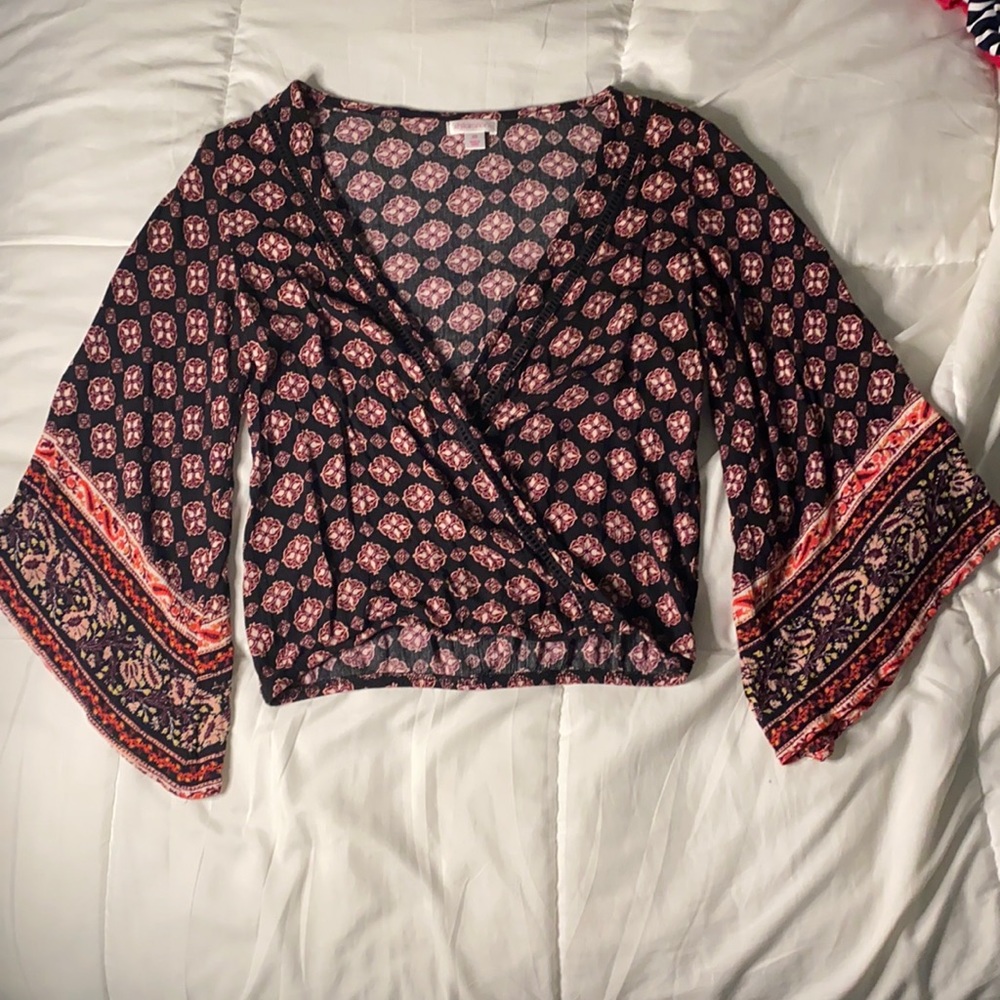 Women’s Cropped Blouse